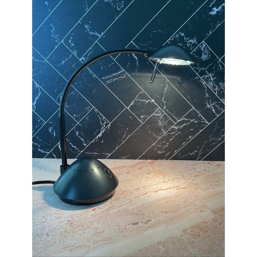 VINTAGE Room Halogen Black Desk Lamp.07/2009